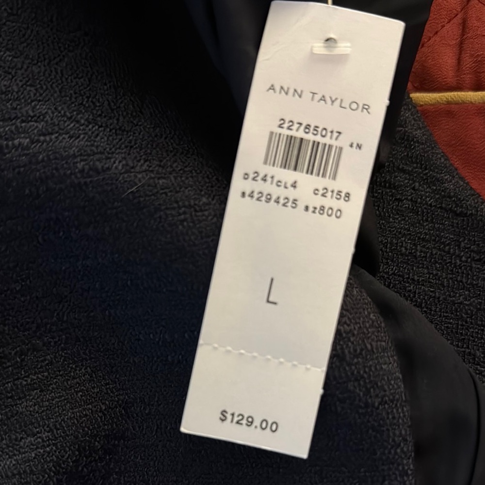 Ann Taylor Blue Blazer with Textured Fabric and Streamlined Design - Picture 8 of 8